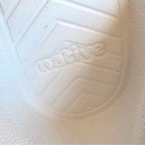 Native Audrey Shell White D-Orsays Women 9 Pointed Toe Flats Shoes Business - Picture 13 of 14